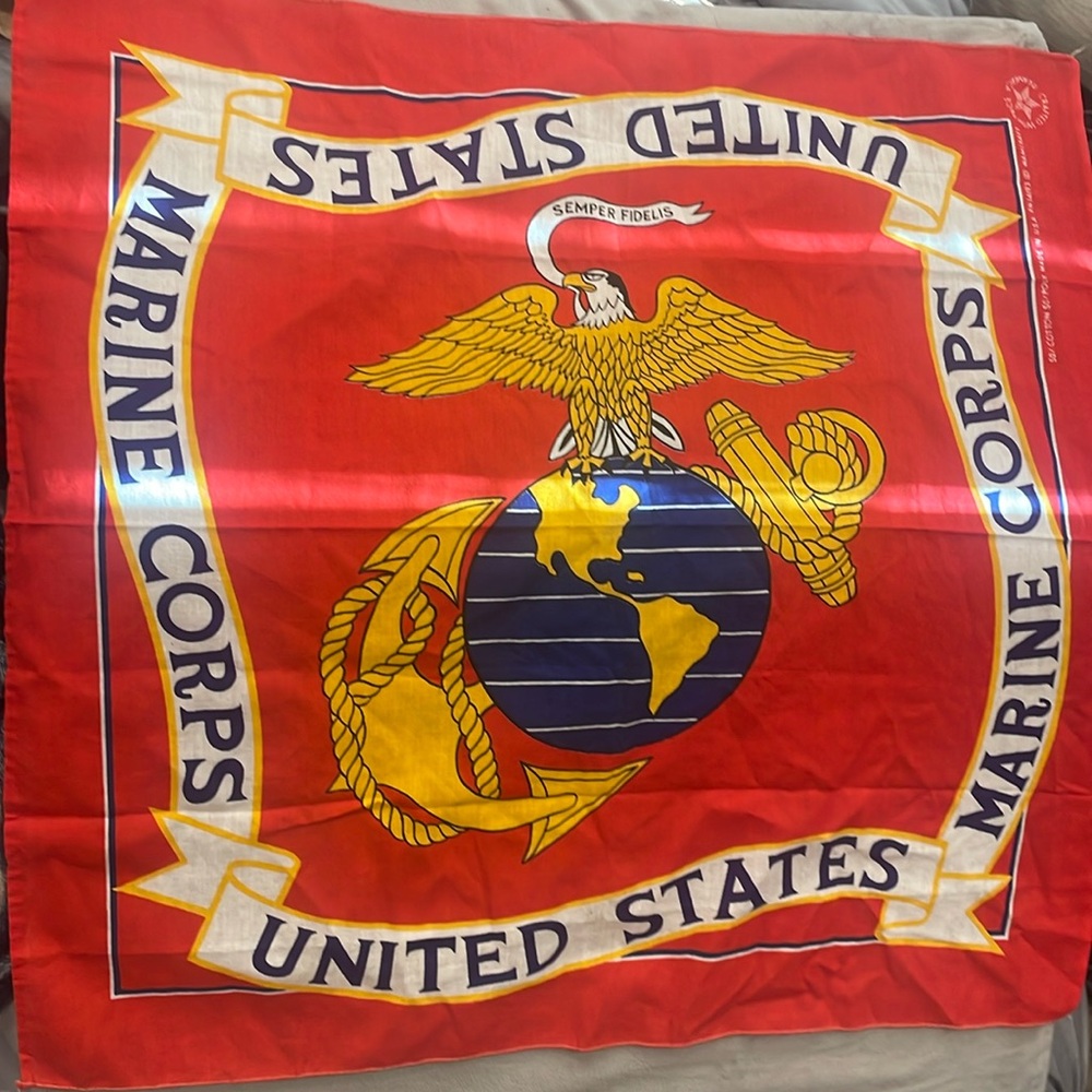 United States Marine Corps Bandana 21” great condition